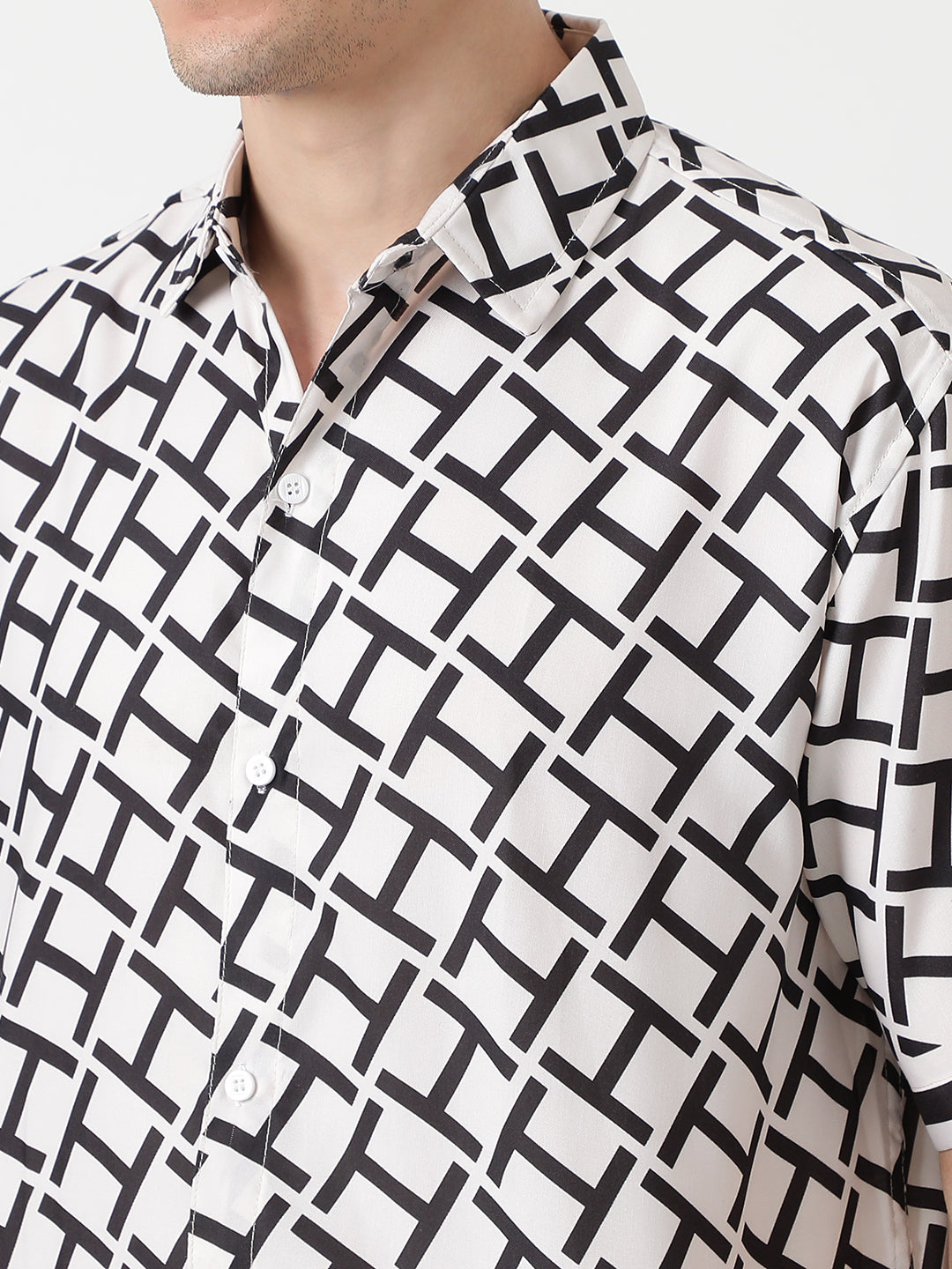 Hemsters Black & White Printed Shirt