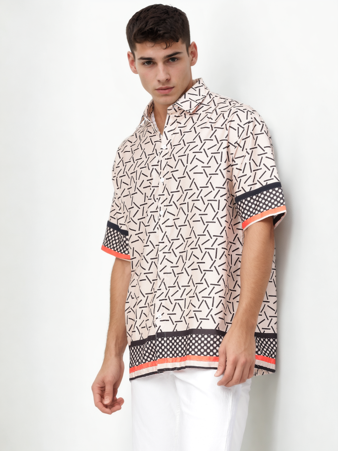 Hemsters Geometric Print Pink color Half Sleeve Relaxed Shirt For Mens