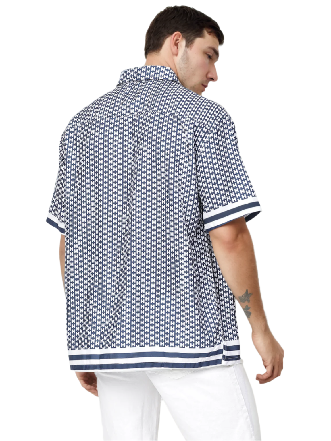 Hemsters Regular Black and White Printed Casual Short Sleeves Shirt