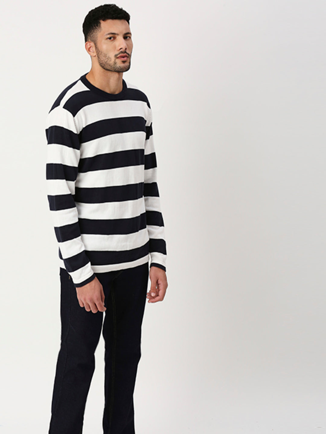Black And White Stripe Fullsleevs Sweatshirt